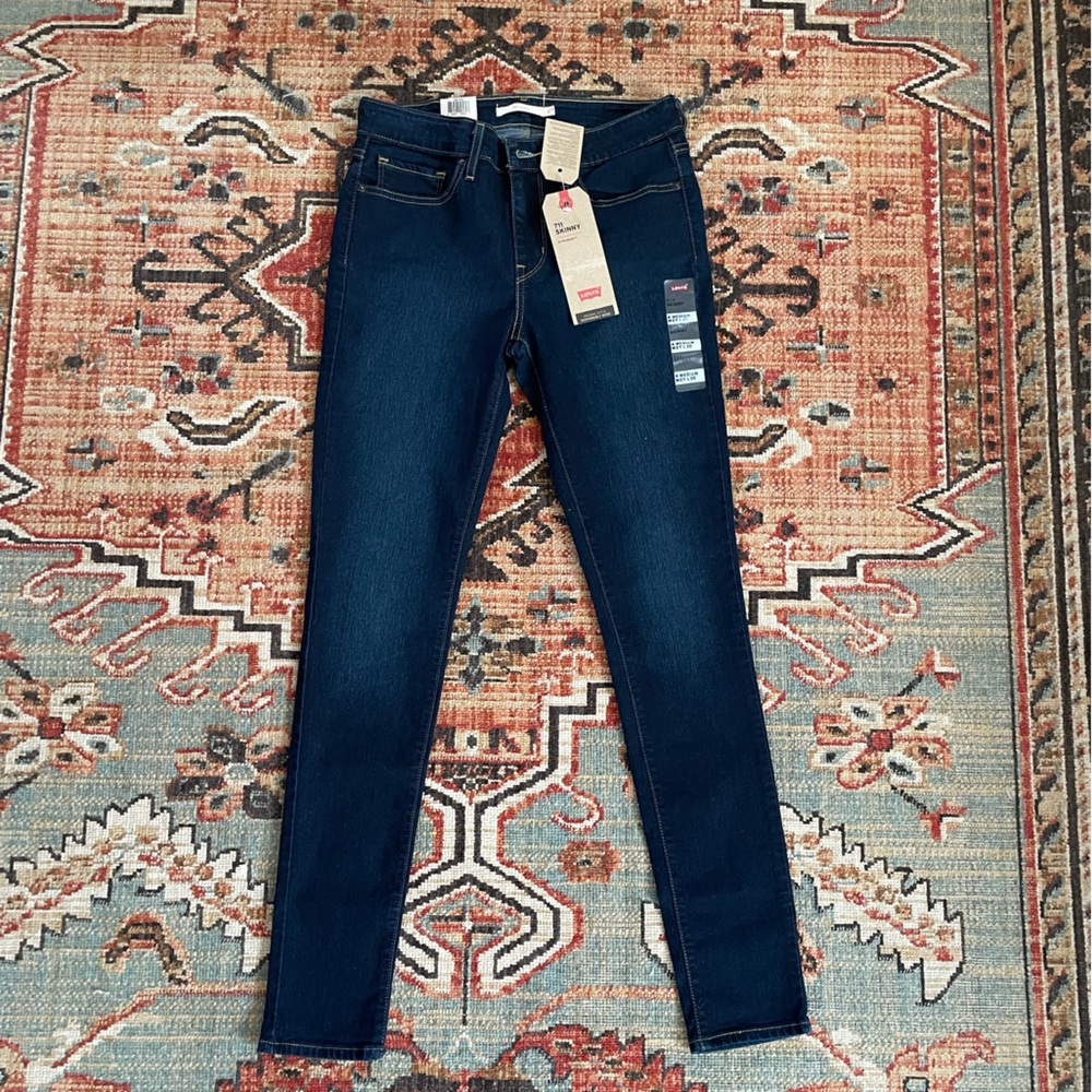 Levi’s 711 Skinny NWT